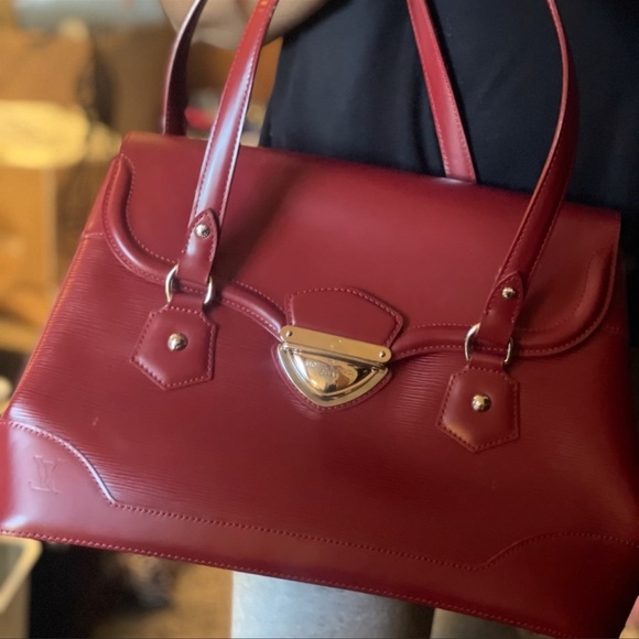 Lv Bagatelle Gm Epi Rubis handbag. - Picture 3 of 6